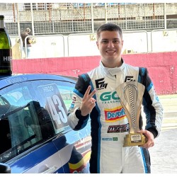 Piloto campo-larguense Felipe Malinowski assume a vice-liderança da HB20 Racing Cup 2024